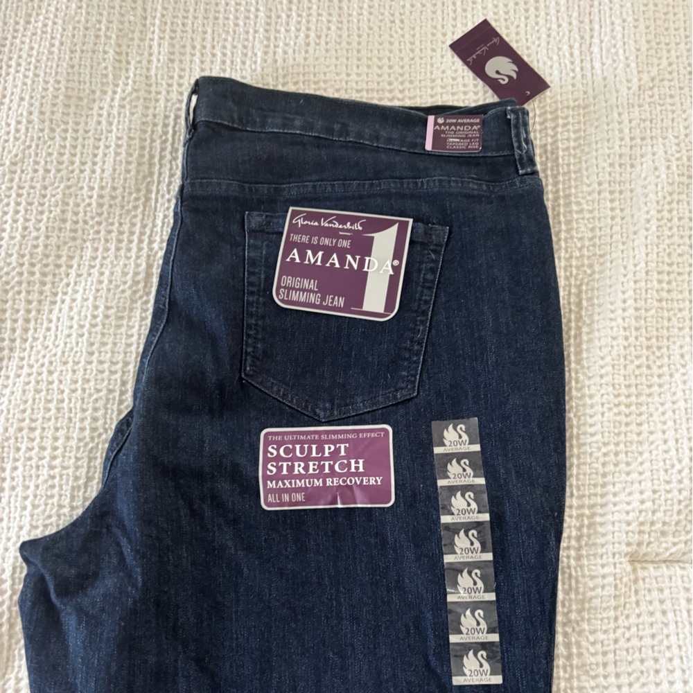 Gloria Vanderbilt Amanda Dark Indigo Jeans - Picture 2 of 7
